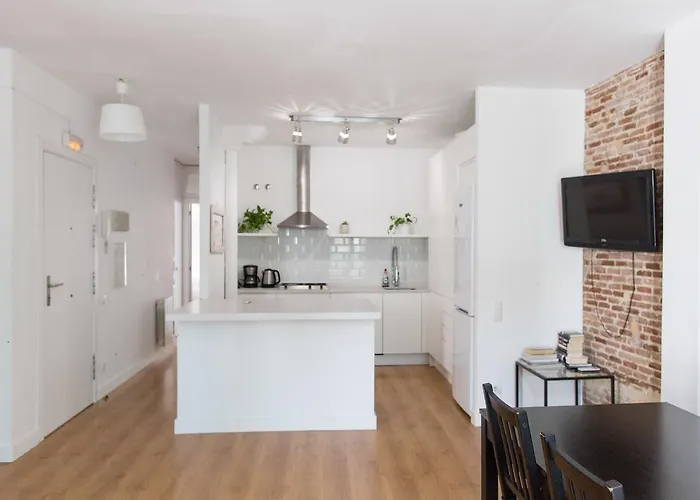 Central Apartment Apartman