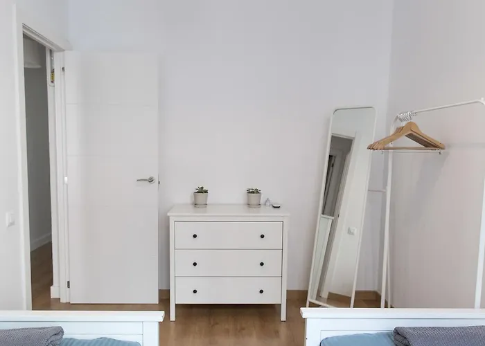 Central Apartment *