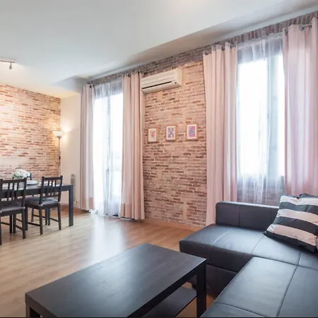 Central Apartment דירה